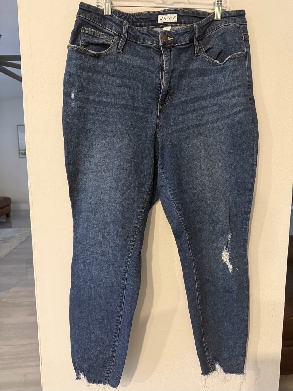 Ava & Viv Medium/Dark Blue Distressed Women’s Jeans Stretch Size 18W